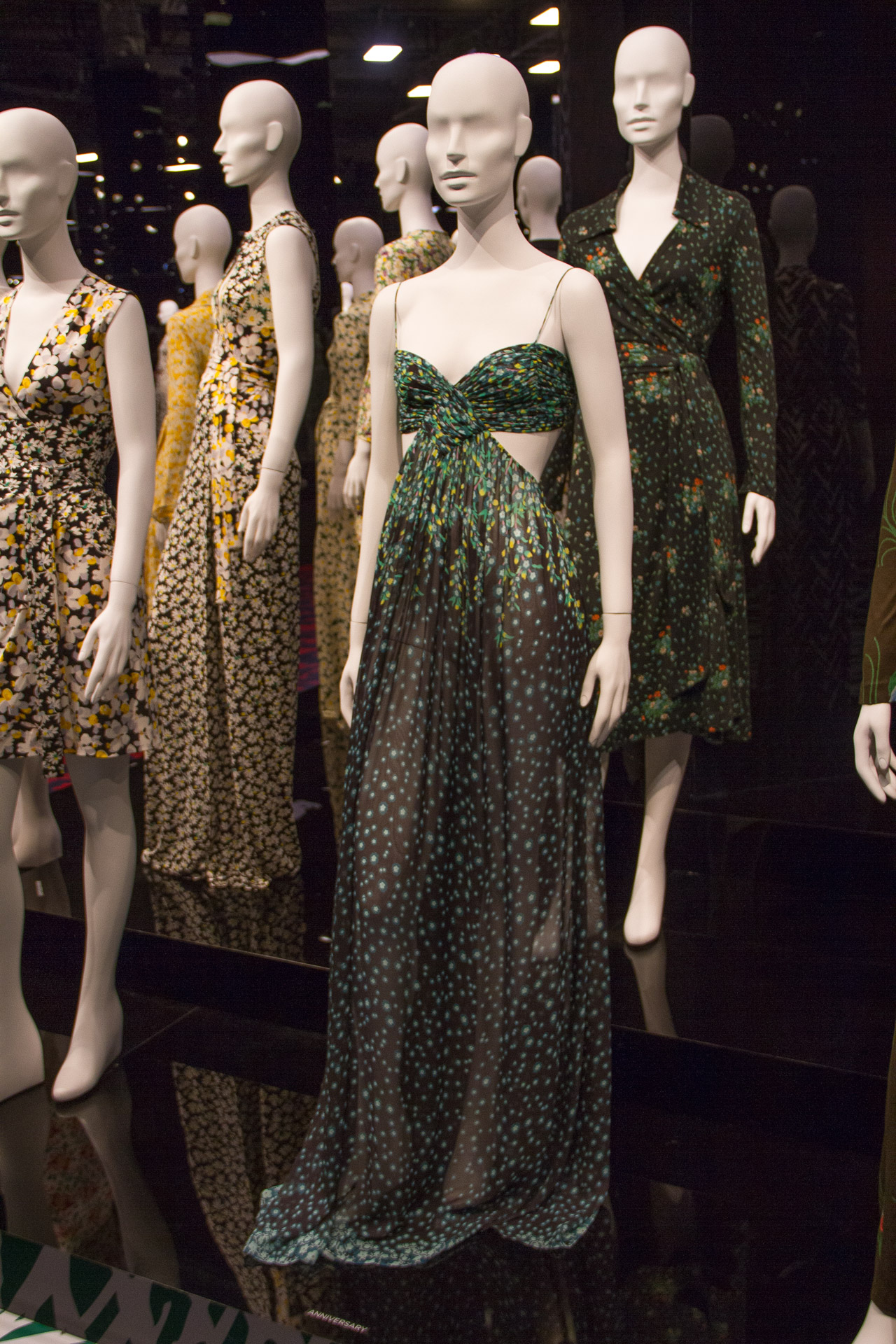 Will Asked Me Too™ | Diana Von Furstenberg  |  Journey of a Dress |  Volume 01 Issue 07 Special Edition  |  willaskedmetoo.com